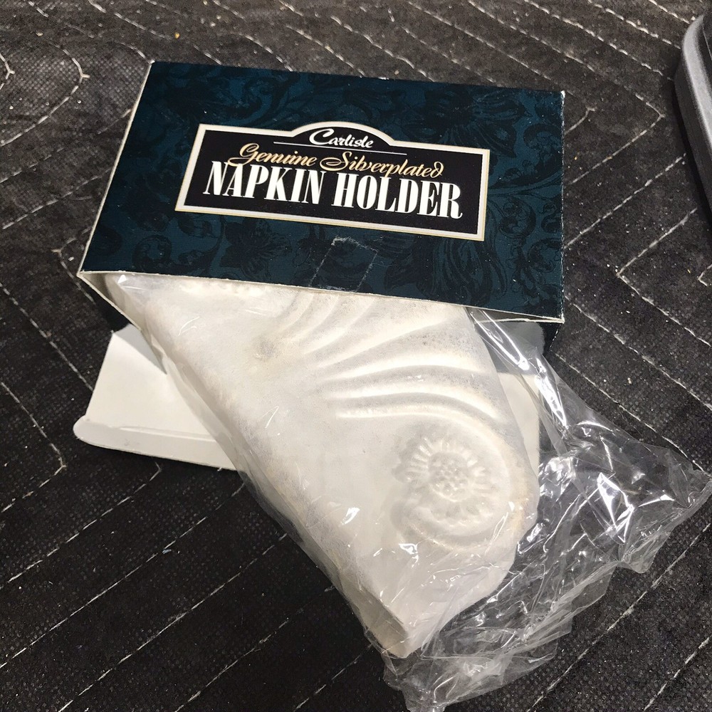 Vintage Art Deco Silver Plate Carlisle Napkin holder Shell Shape 5"Long,2.5"Tall