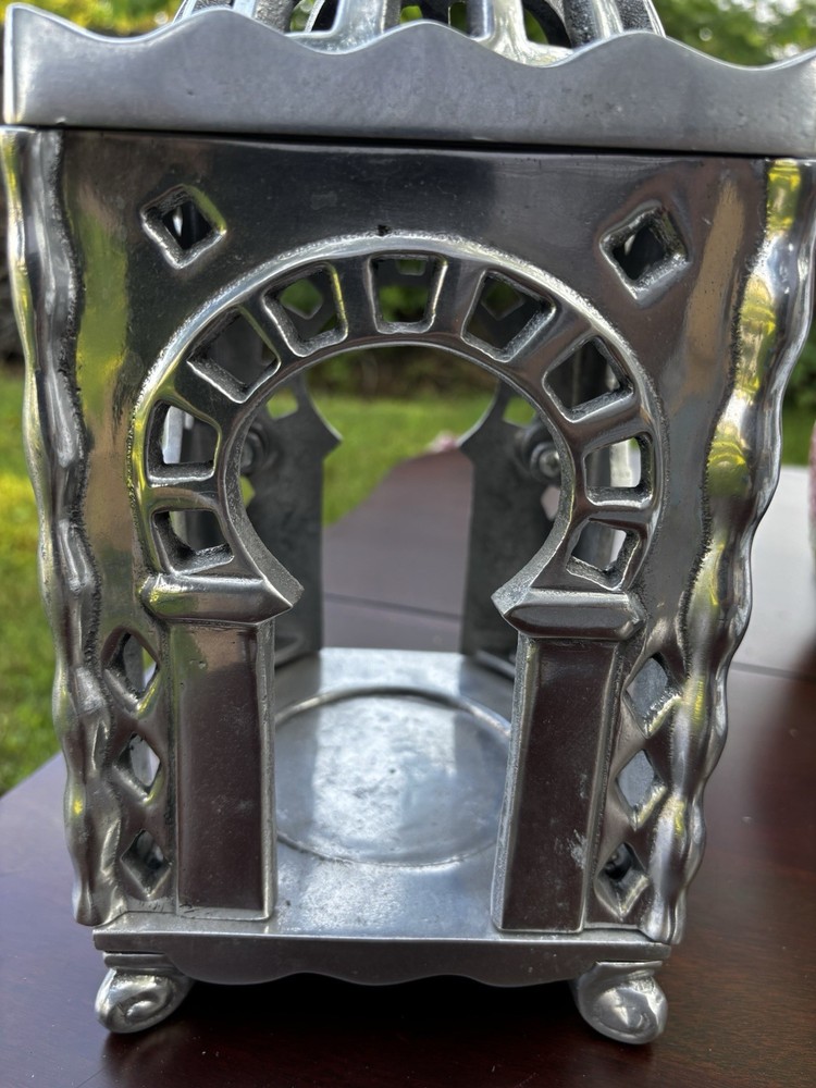 Chaleur Designed Aluminum Light lantern