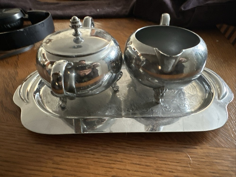 Vintatage Tea And Sugar Metal