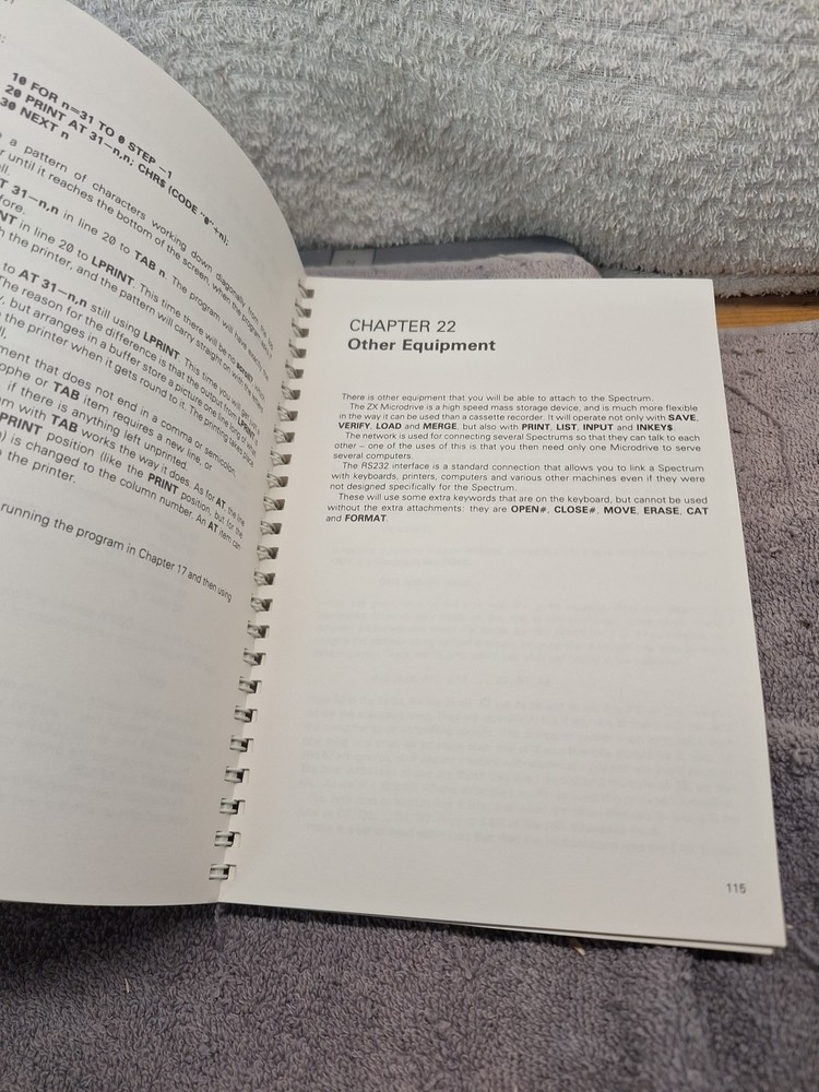 Sinclair ZX Spectrum Basic Programming Manual 1982 Third Edition Wicks