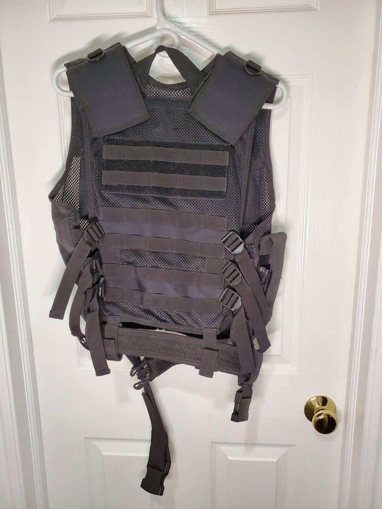 Black Tactical Utility Vest MOLLE Style Adjustable Multi‑Pocket - various uses