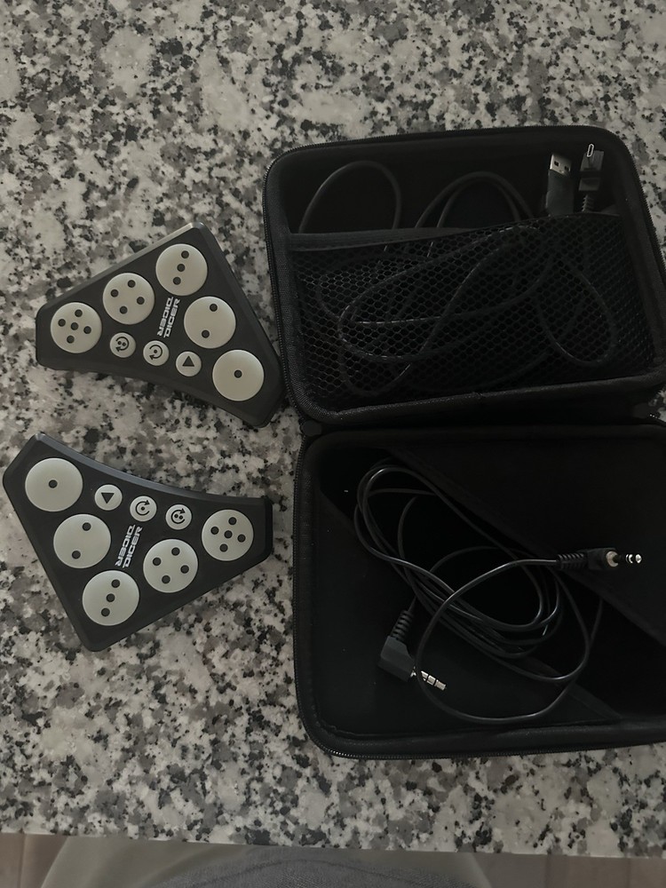 Novation Dicer USB DJ Controller Cue Point Looping Control