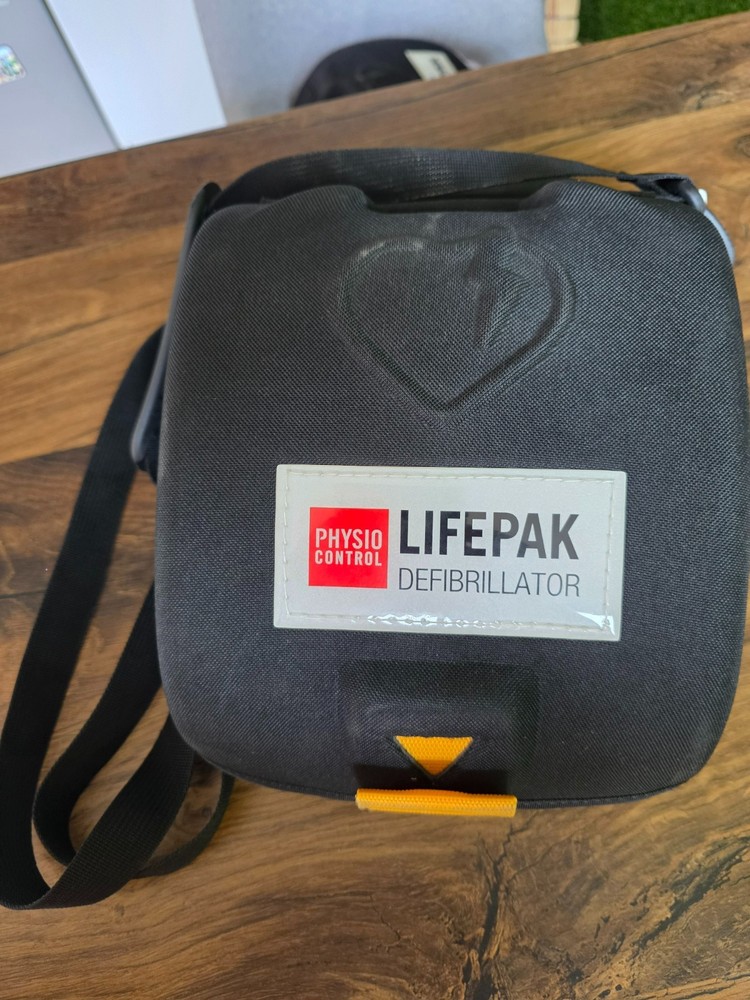 Physio-Control LIFEPAK CR Plus - Extras & Carry Case