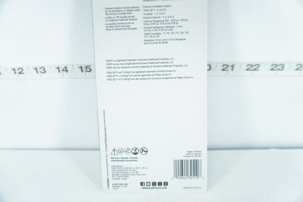 NEW - KLEIN TOOLS 32510 MAGNETIC SCREWDRIVER WITH 32 TAMPERPROOF BITS