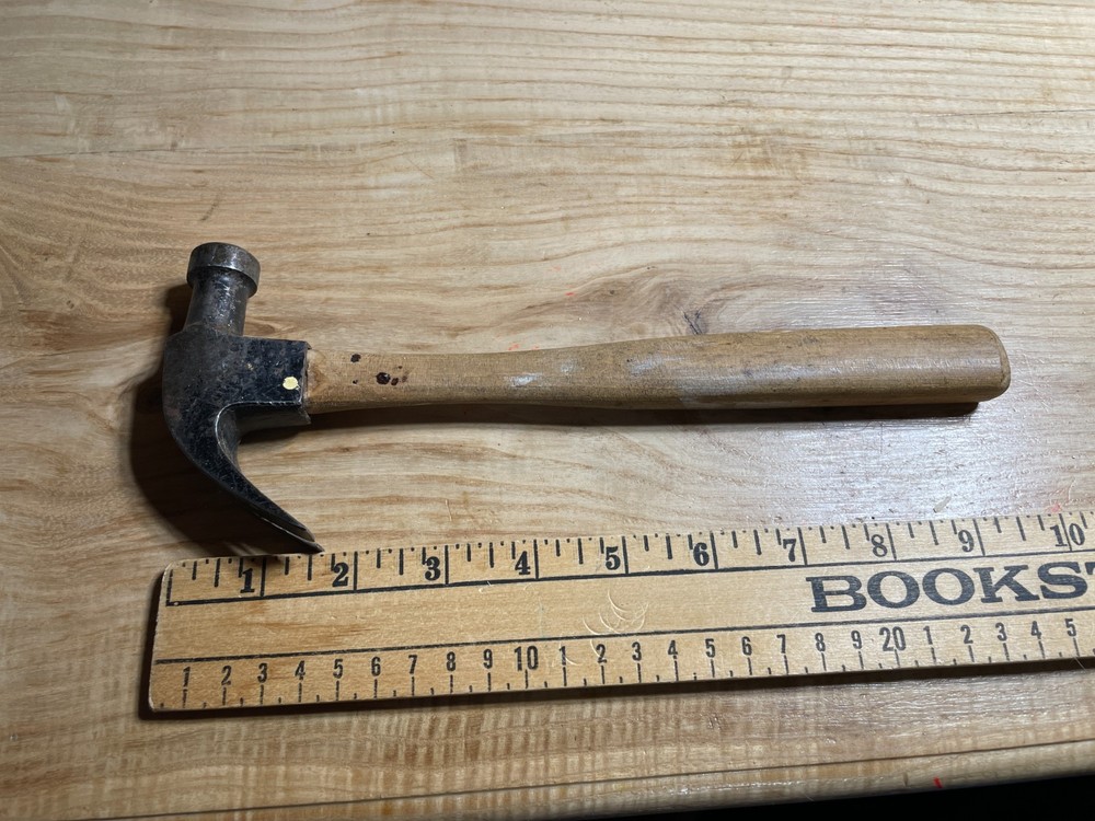 Vintage Plumb 7 Oz. Claw Hammer