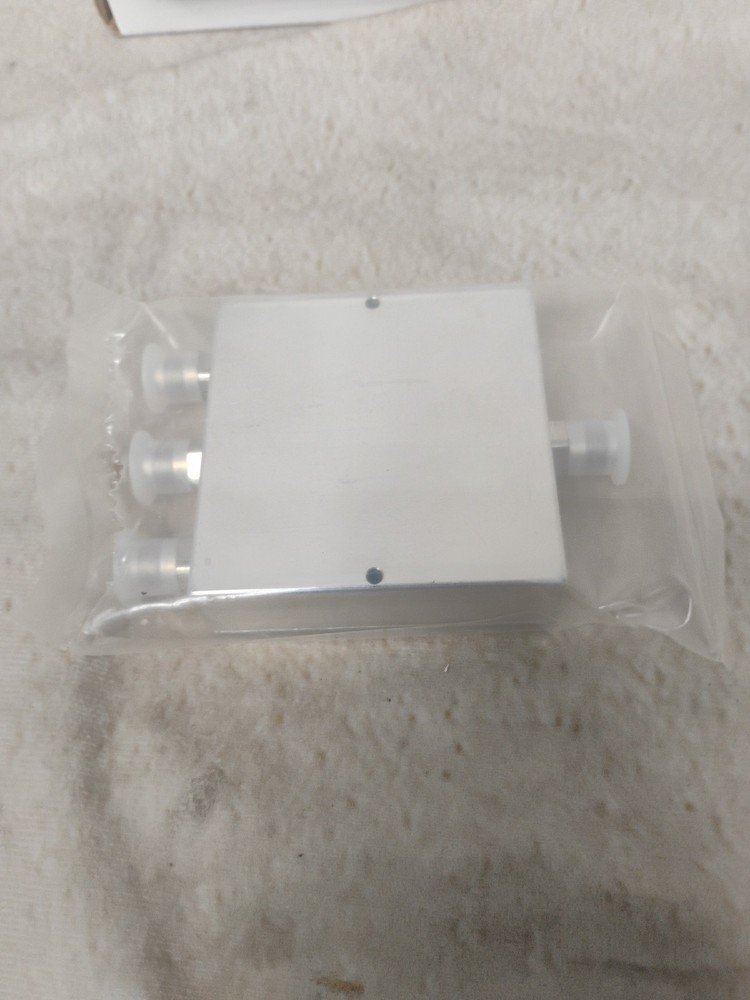 ClearOne Wireless Ext Antenna Combiner 3-Way, 910-6005-300