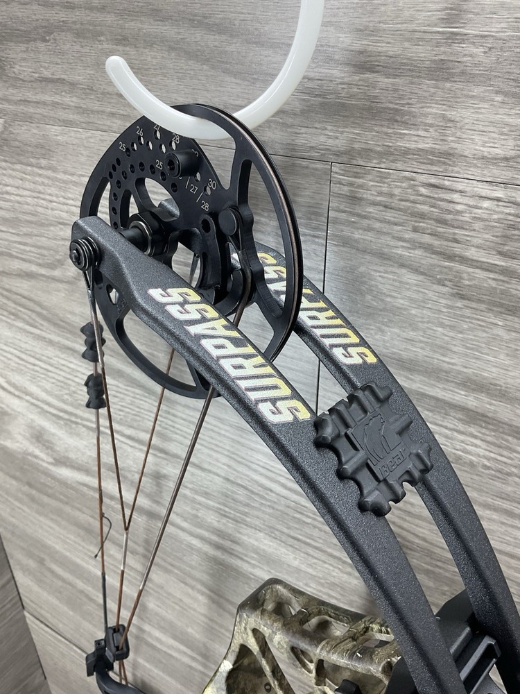 Bear Archery Surpass Compound Bow Right Hand