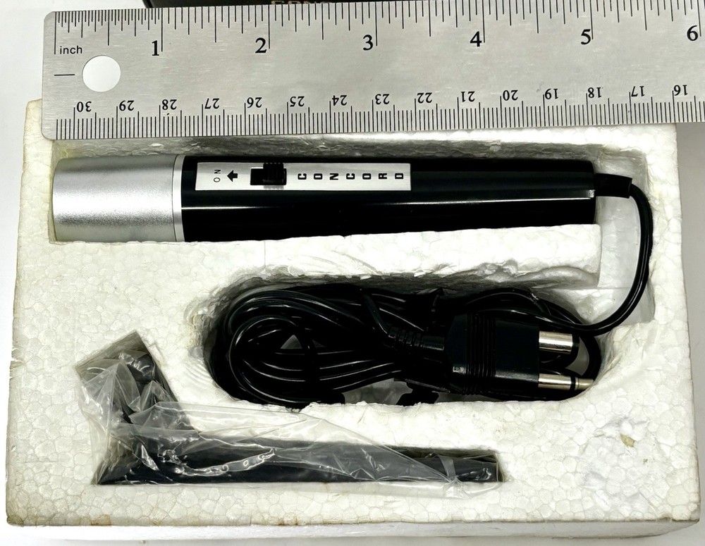 NOS Vintage Concord D-305 Dynamic Microphone w Remote Control Switch IMP 200 Box