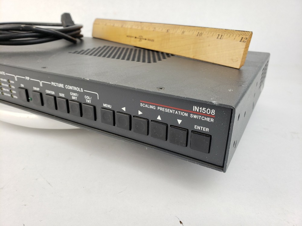 Extron IN1508 Eight Input Scaling Presentation Switcher Power Cord Controller