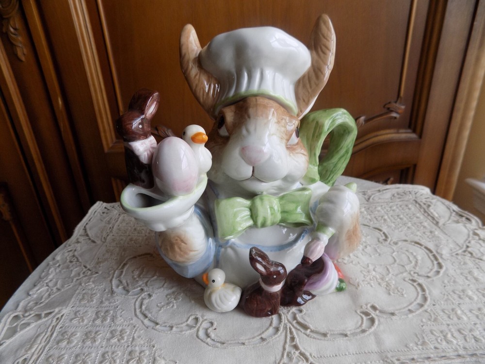 Vintage  Caldun & Bogle  Easter Rabbit Teapot with ducks and egg