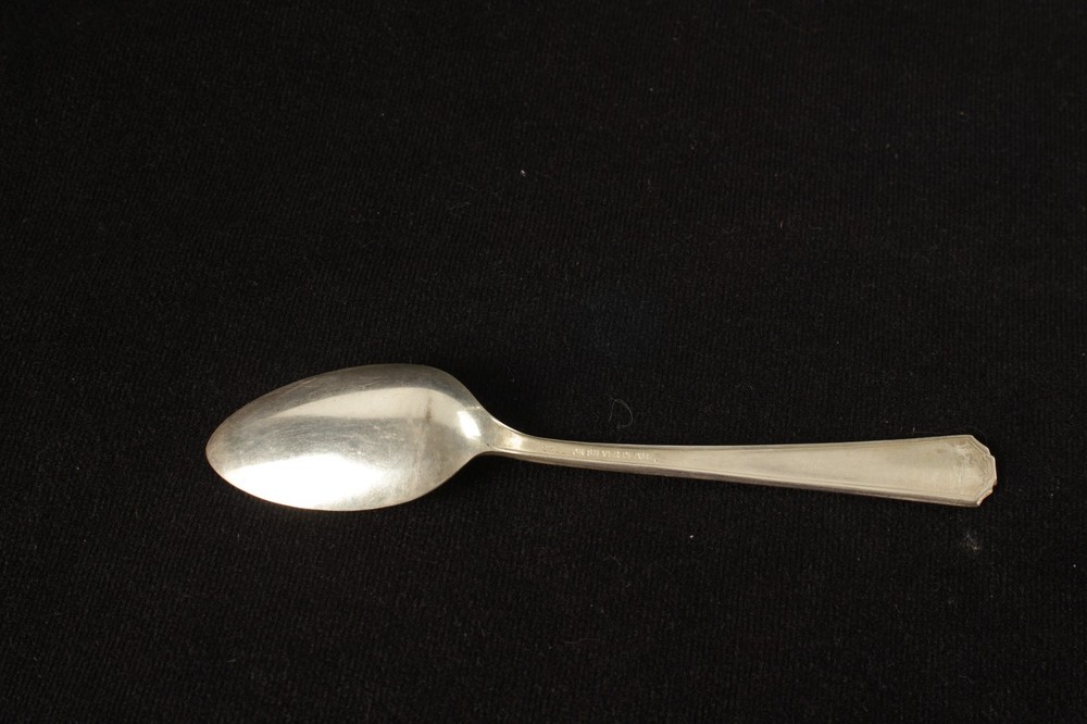 3 Teaspoons Shelton Silverplate Pattern 1935 Very Good Condition