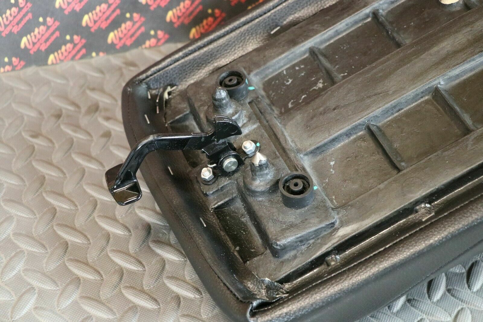 NEW Complete seat Yamaha Banshee 1987-2006 BLACK + lettering