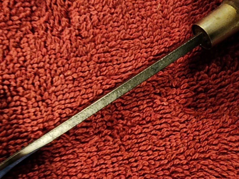 Vintage Unmarked 1/8” V Carving Chisel