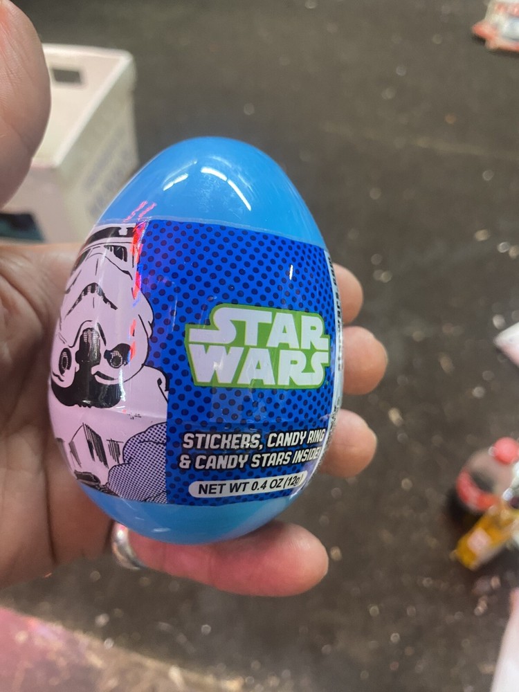 Vintage 2014 STAR WARS  Mega Egg Container Candy Surprise Gift