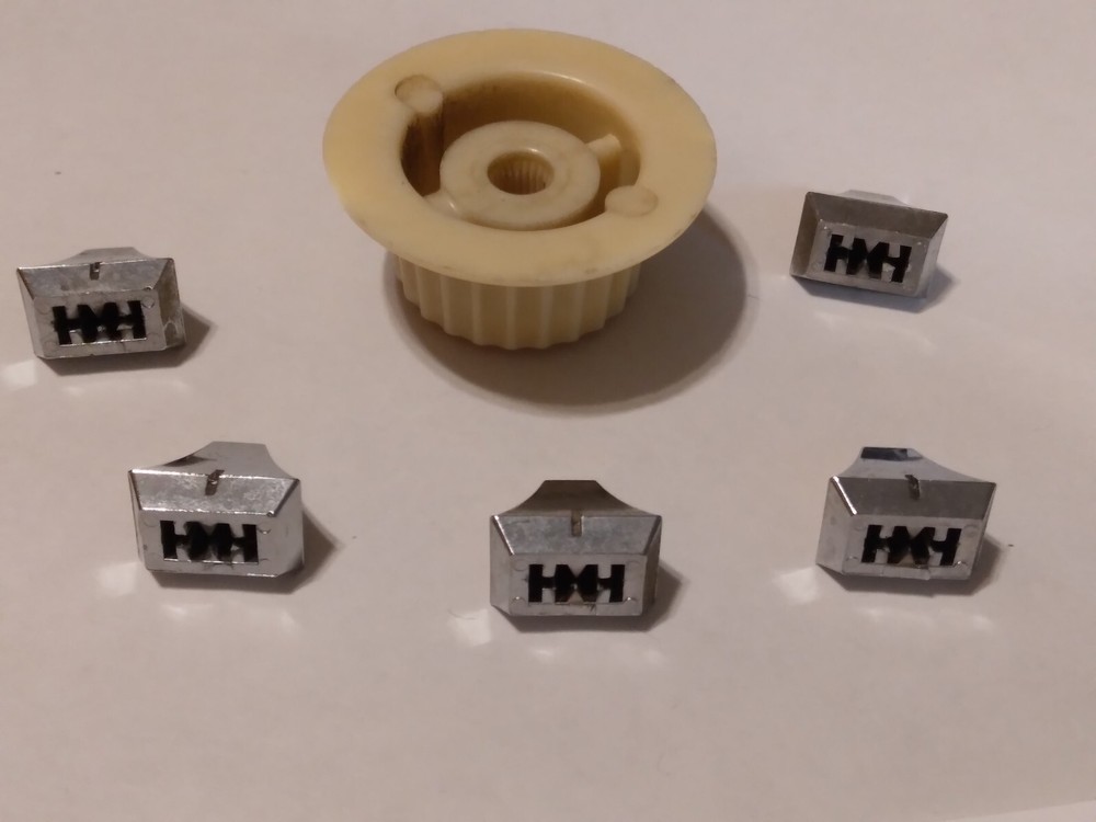 6 Piece Bogen Acoustic Equalizer Acousta Master Model CT-30 Knob & Slider Covers
