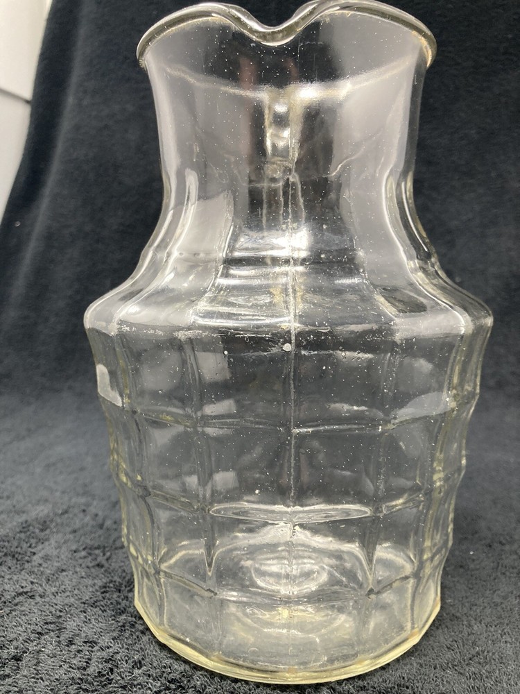 Clear depression era pitcher