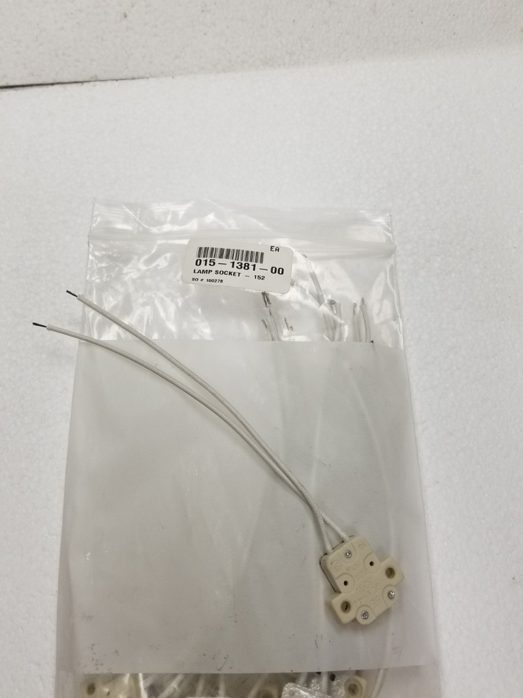 Midmark T52 Lamp Socket  015-1381-00