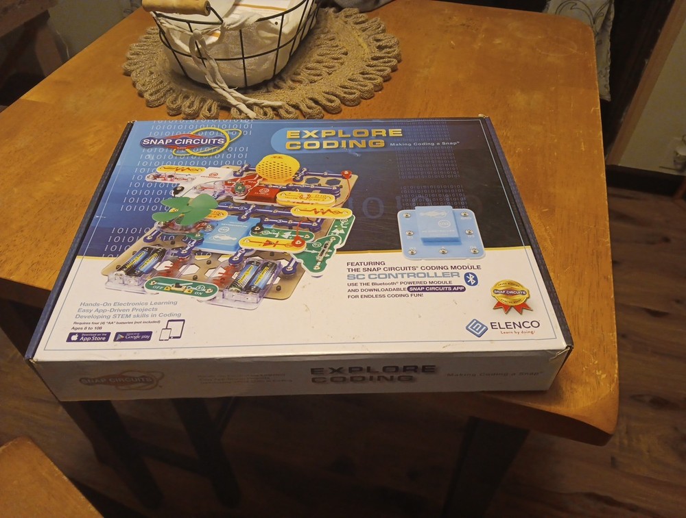 Snap Circuits Coding Explorer Set Complete Very Good Condition Works!