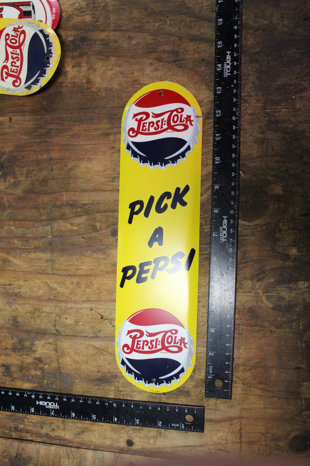 RARE 1950s PICK A PEPSI COLA STAMPED PAINTED METAL DOOR SIGN BOTTLE CAP DOUBLE