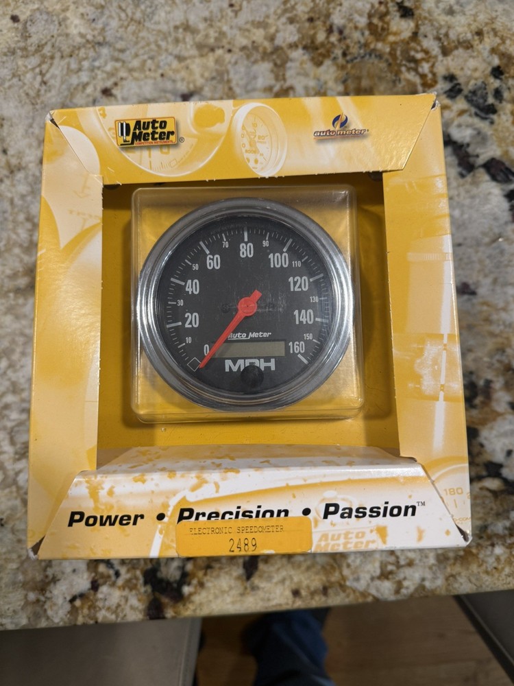 AUTOMETER 2489 3-3/8in Electronic 160 mph Speedometer
