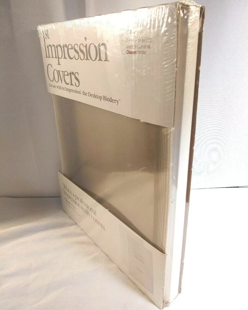 Avery Clear Plastic Covers for sheets 1st Impression Desktop 1/2" Classic New