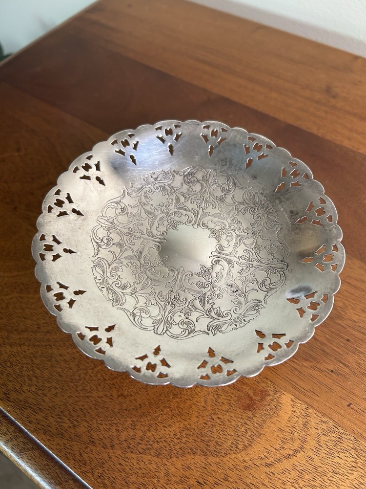 Silver plate pedestal Dish