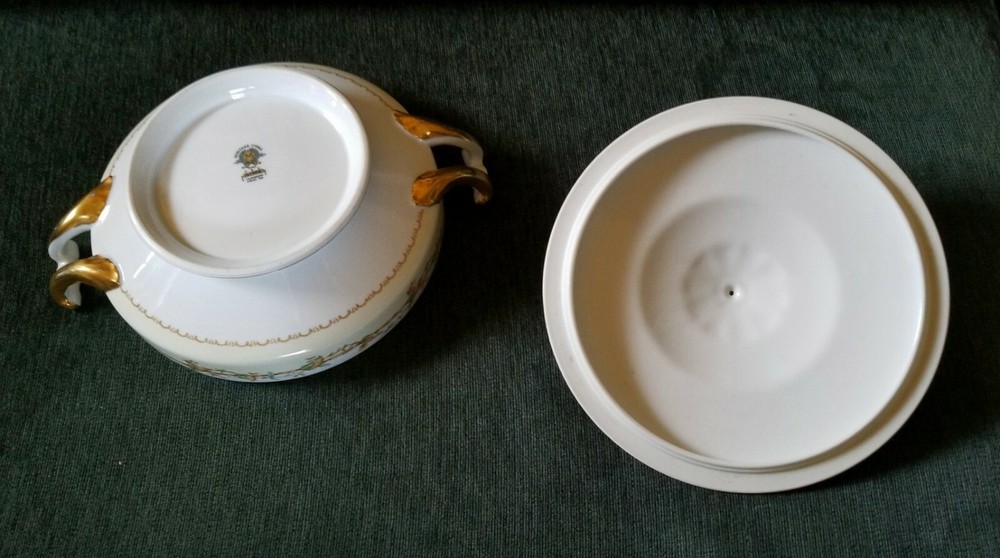 NORITAKE MORIMURA *OLYMPIA* COVERED CASSEROLE