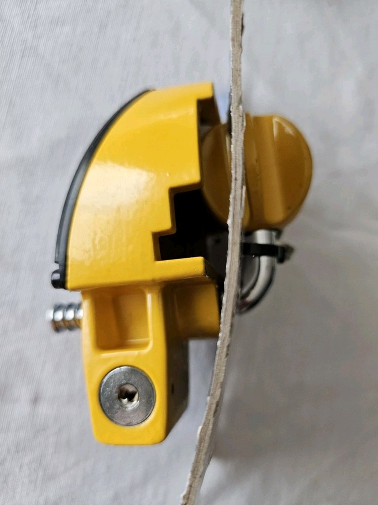 Reese TowPower Professional Universal Coupler Lock