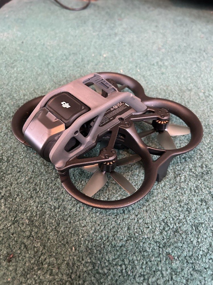 DJI Avata FPV Ready to Fly Drone Kit with Controller, Goggles, Accessories