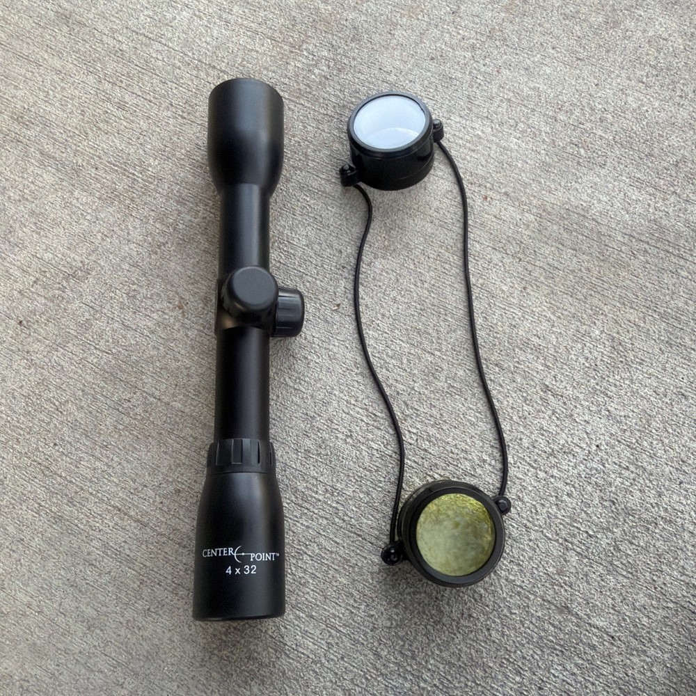 CENTER POINT HUNTING & OUTDOORS 4X32