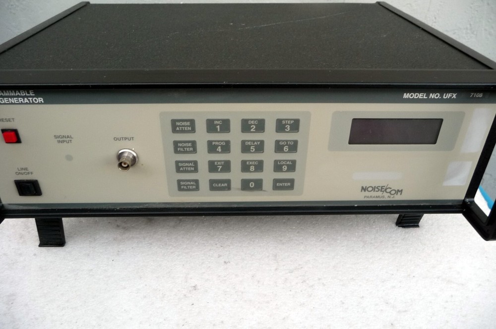 Noisecom  UFX7108  programable noise generator