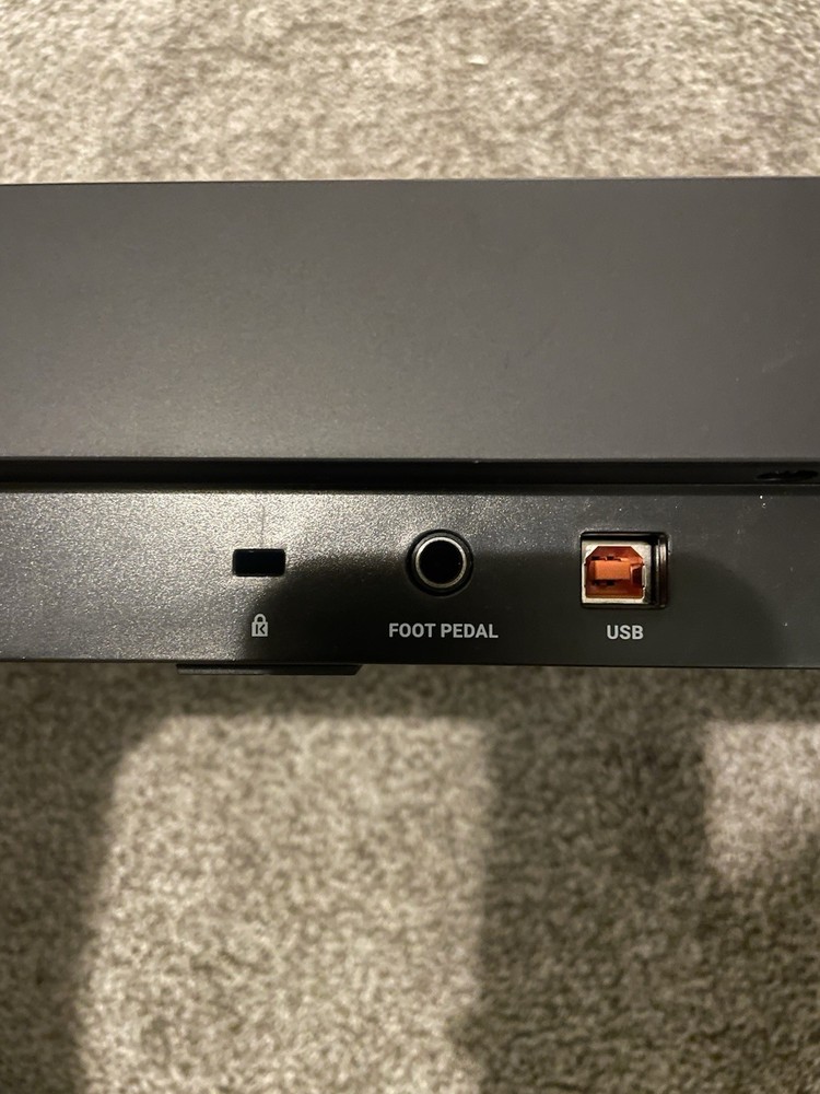 Native Instruments Komplete Kontrol A49 Controller Keyboard ( USED )