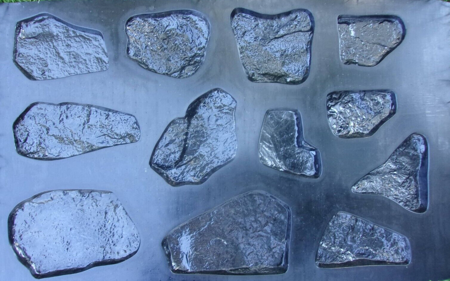 Rock facing molds wall stone veneer plastic concrete moulds 6"-13" set 12 asst.