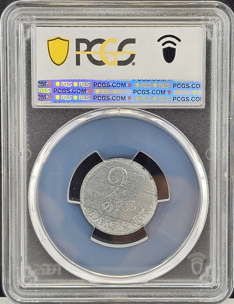 1965 Denmark 2 Ore PCGS MS62 (KM-840.2)