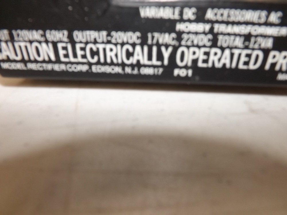 MRC Tech II Loco-Motion 1500 Train Controller HO Scale Transformer