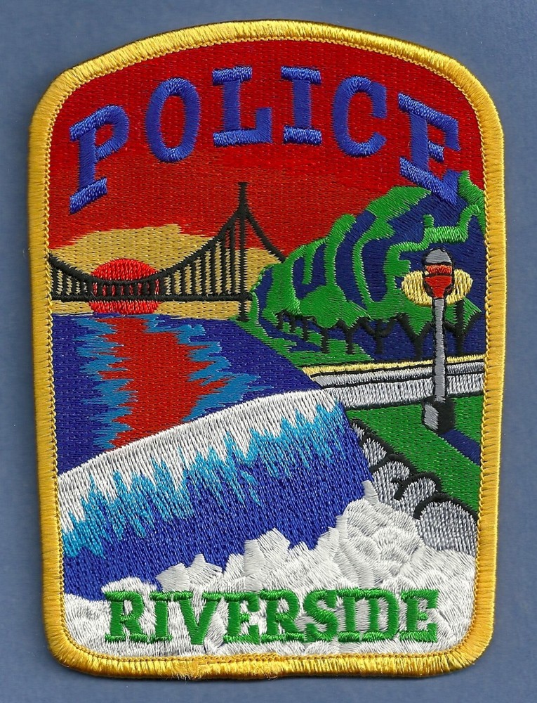 RIVERSIDE ILLINOIS POLICE SHOULDER PATCH