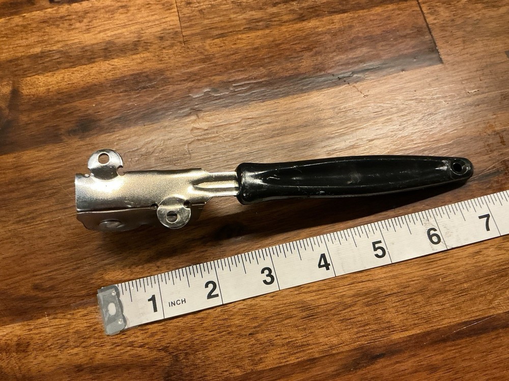 VINTAGE EKCO PULL-THROUGH KNIFE SHARPENER BLACK PLASTIC HANDLE