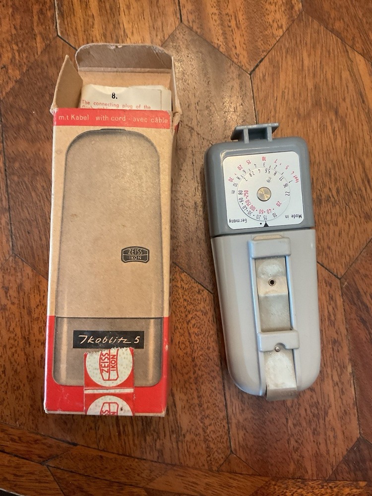 Zeiss Ikon Ikoblitz 5 camera flash unit