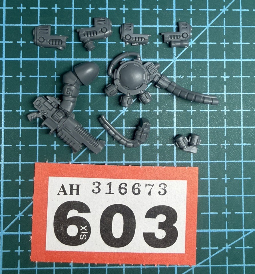 Space Marine Hellblaster Plasma Gun Arm Pair Backpack 40k Bits Heresy Weapon