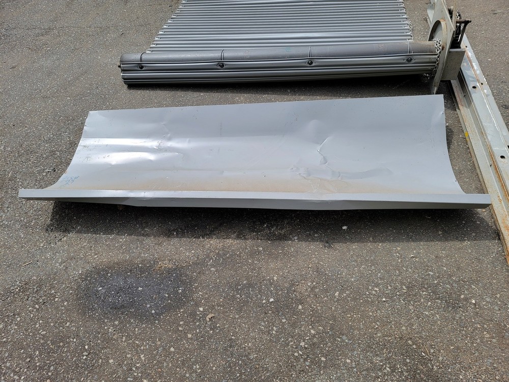 10ft x 7.5ft Roll up Overhead Door – Workbenches
