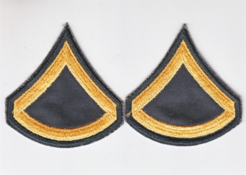 Army Rank Chevron: Private First Class - cut edge, post VN era