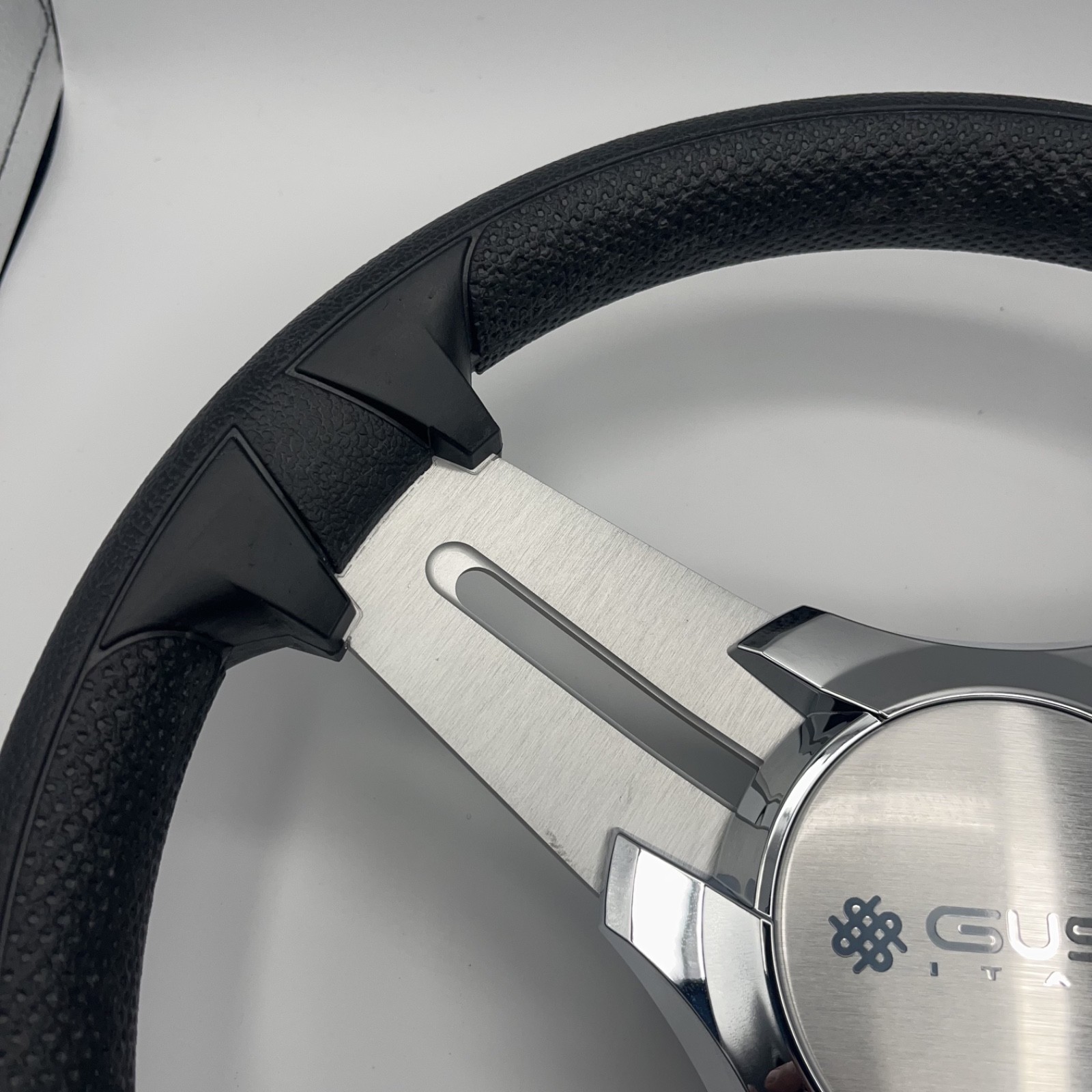 Model 15 Marine Steering Wheel Brushed Aluminum Spokes | Gussi Logo | KEY HUB