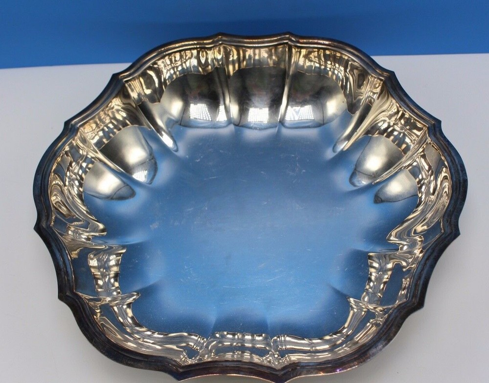 VINTAGE CHIPPENDALE INTERNATIONAL SILVER COMPANY 10" x 2" SILVER CANDY DISH