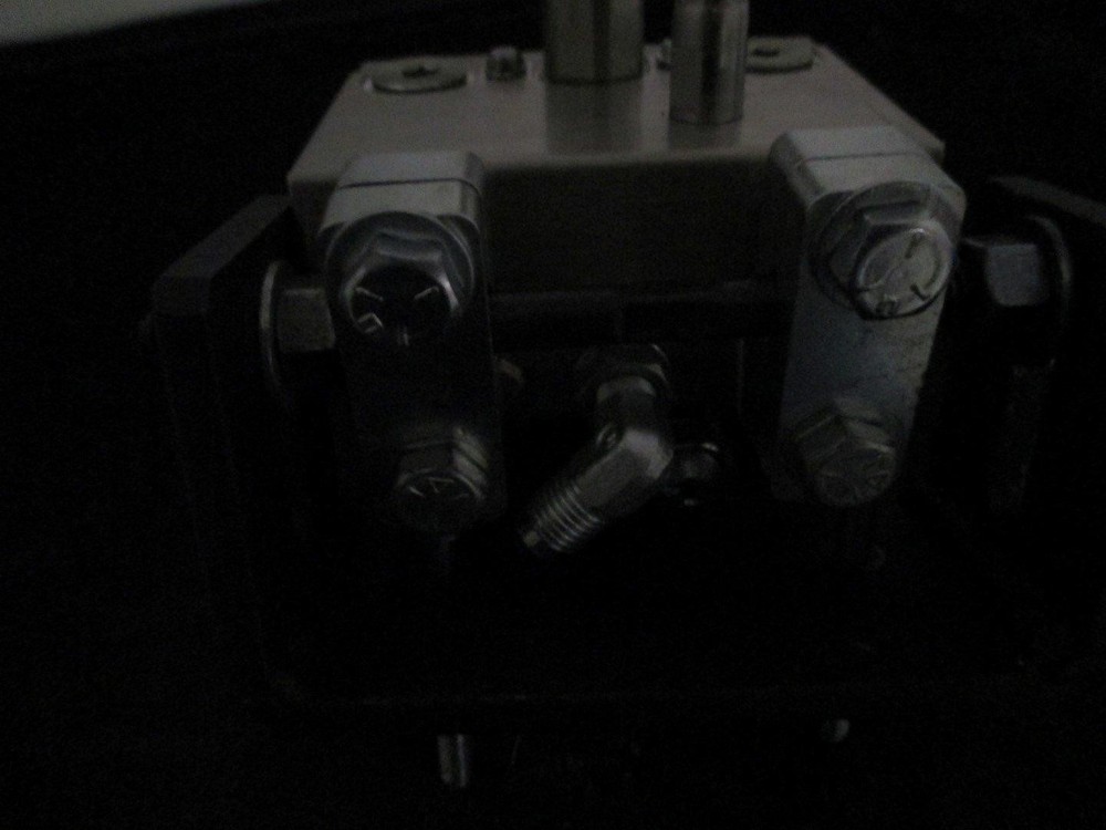 Nordson 714486E Hot Melt Applicator Head