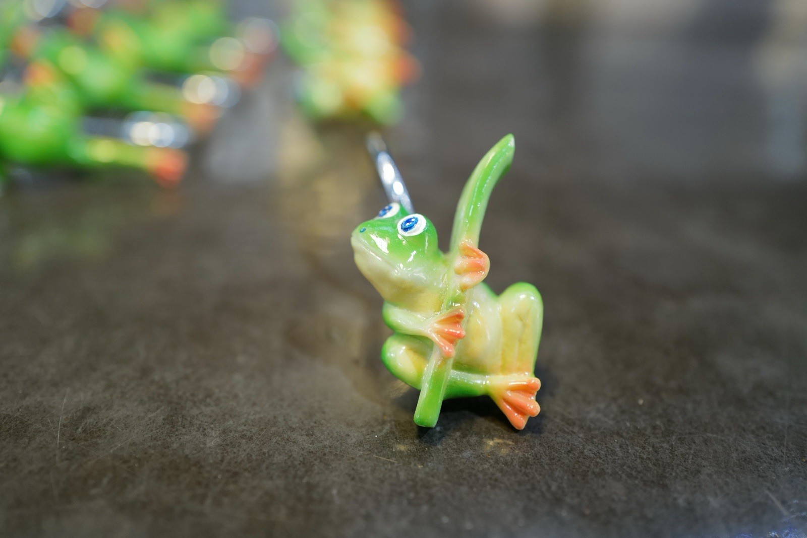 Green Tree Frog Shower Curtain Rod Hooks Lot 12 Pc Lot Bath Decor Climbing Cute