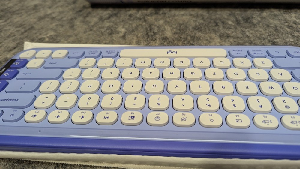 Logitech POP ICON Combo, Bluetooth Keyboard and Mouse Combo Lilac 🔥NEW🔥