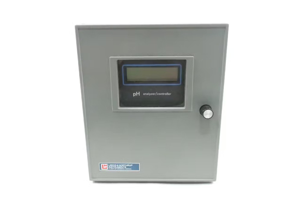 Leeds Northrup 7083-10 Ph Analyzer/controller 120/240v-ac D614599