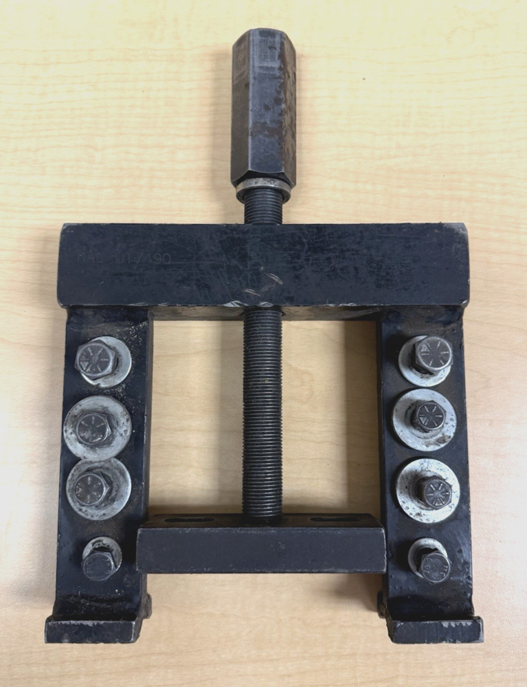 MAC Tools U-Joint Puller UT7490 MHD7490