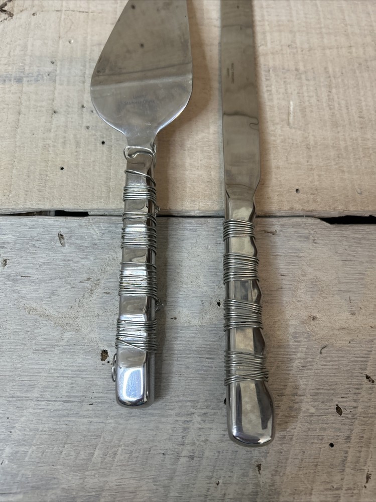 Cake Serving Set - Knife And Cake server. (p)
