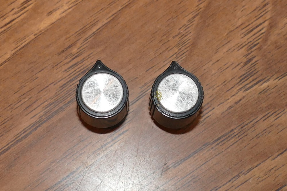 Sony TC-142 Cassette Deck Parts - Volume & Tone Knobs